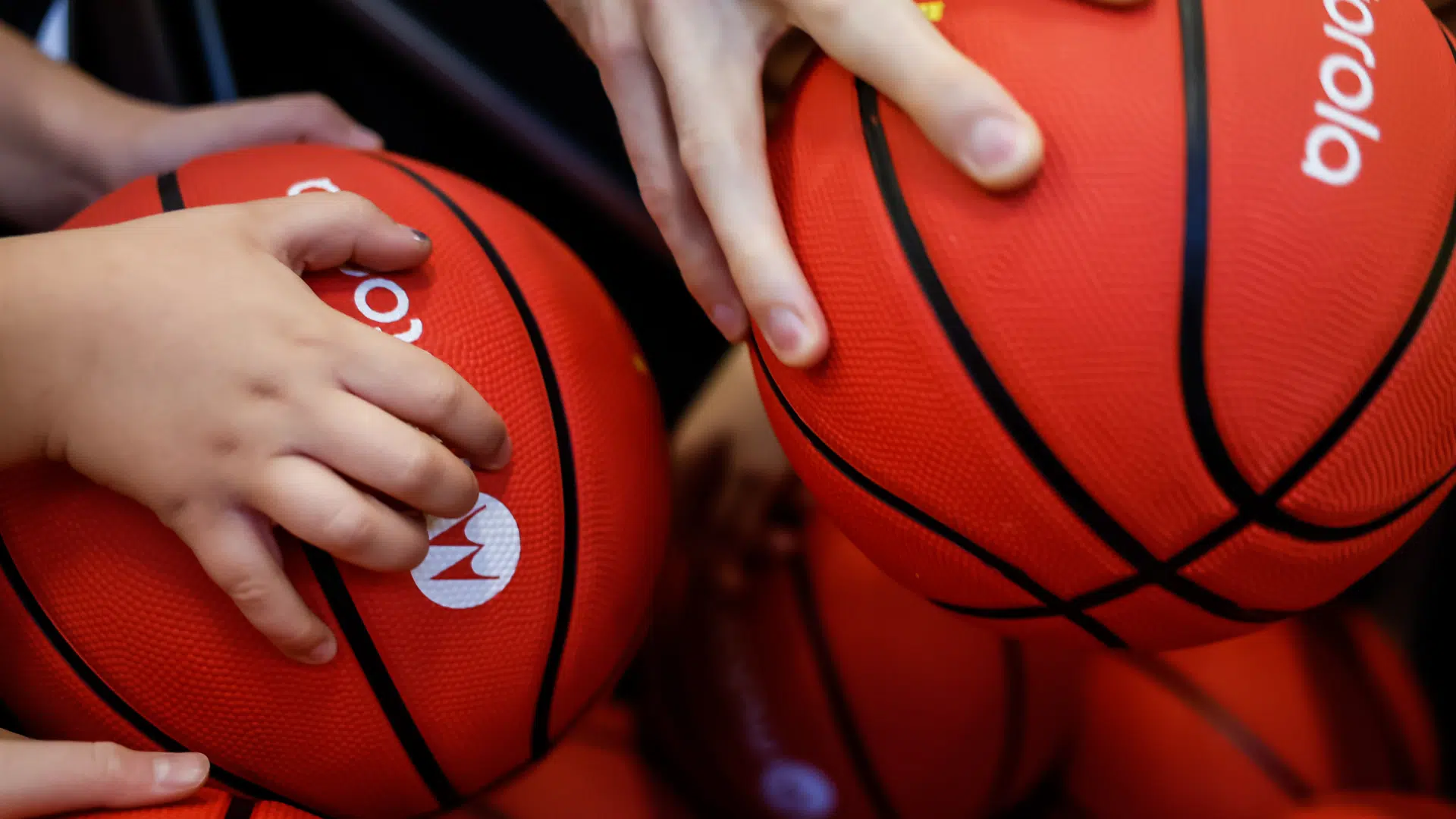 Motorola en Euroleague Basketball starten tweede seizoen van ‘Bouncing for Good’
